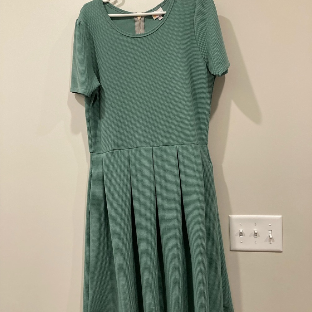 Green 2X LuLaRoe Amelia dress